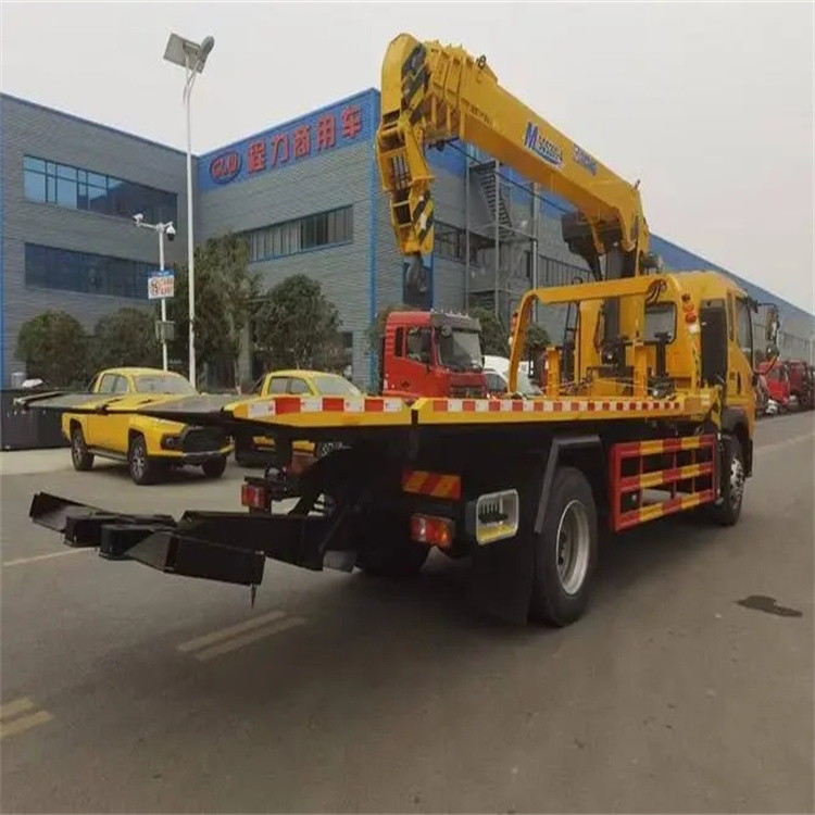 广宗县附近小随车吊出租电话，轻松解决搬运烦恼