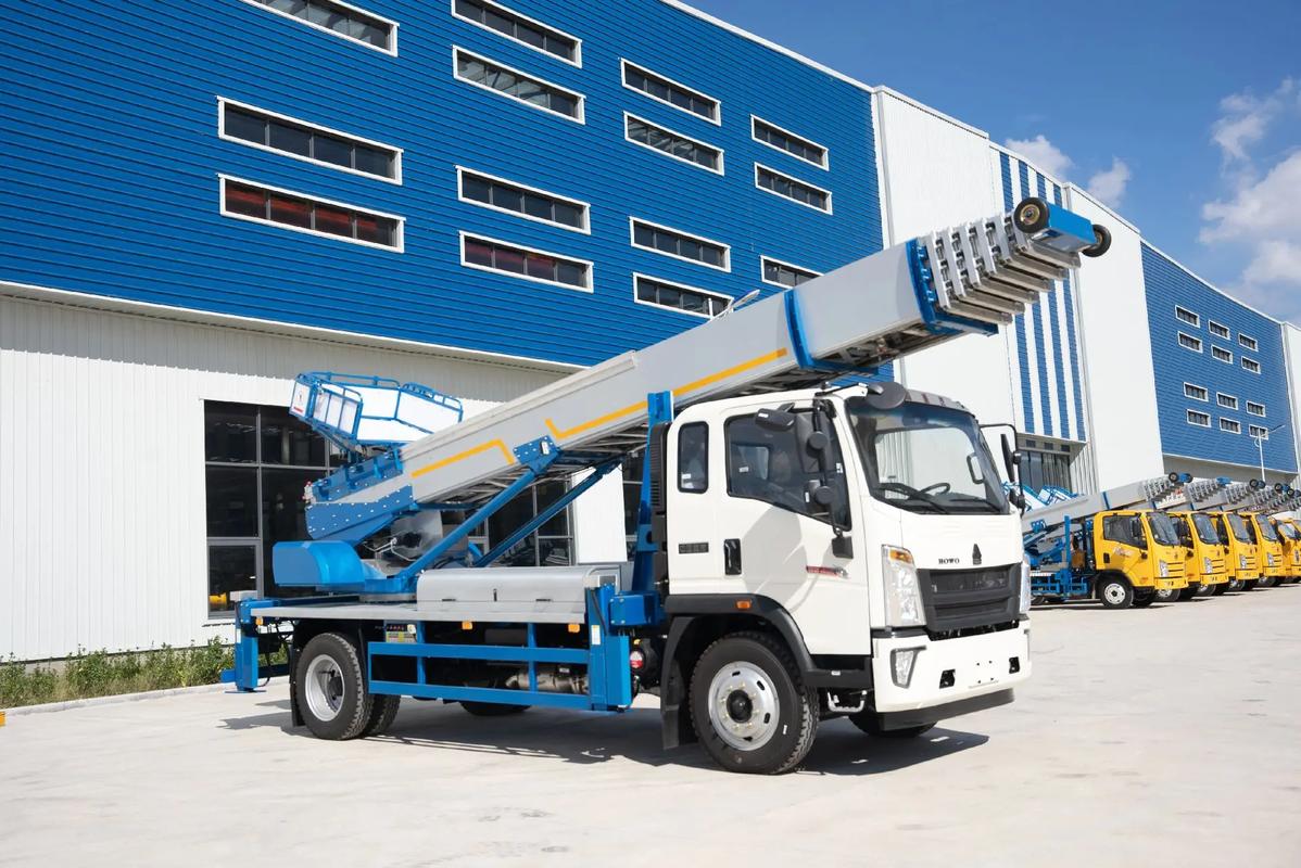 广宗县出租云梯车高空作业车 建筑垃圾搬运